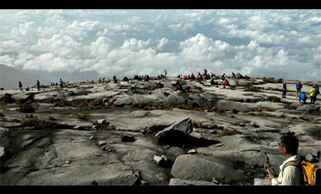 Un sismo de seis grados mata a 19 personas en Malasia 